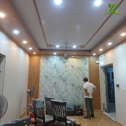 Thi Công Trần Nhựa Nano Và Ốp Tường PVC