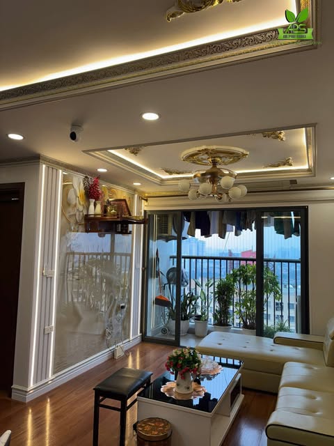tấm ốp tường và trần nhựa nanov